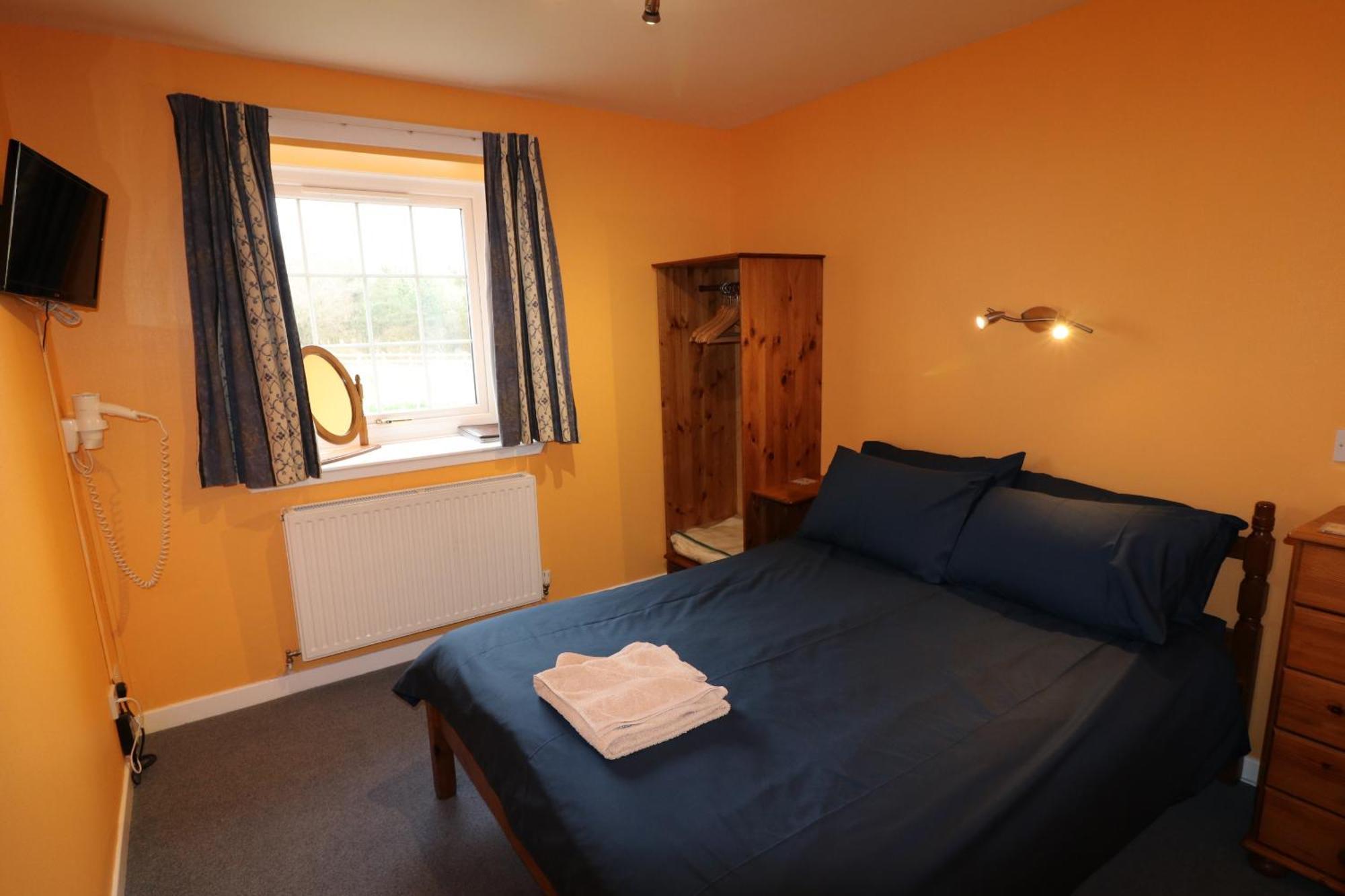 Blairmains Guest House Kirk of Shotts Стая снимка