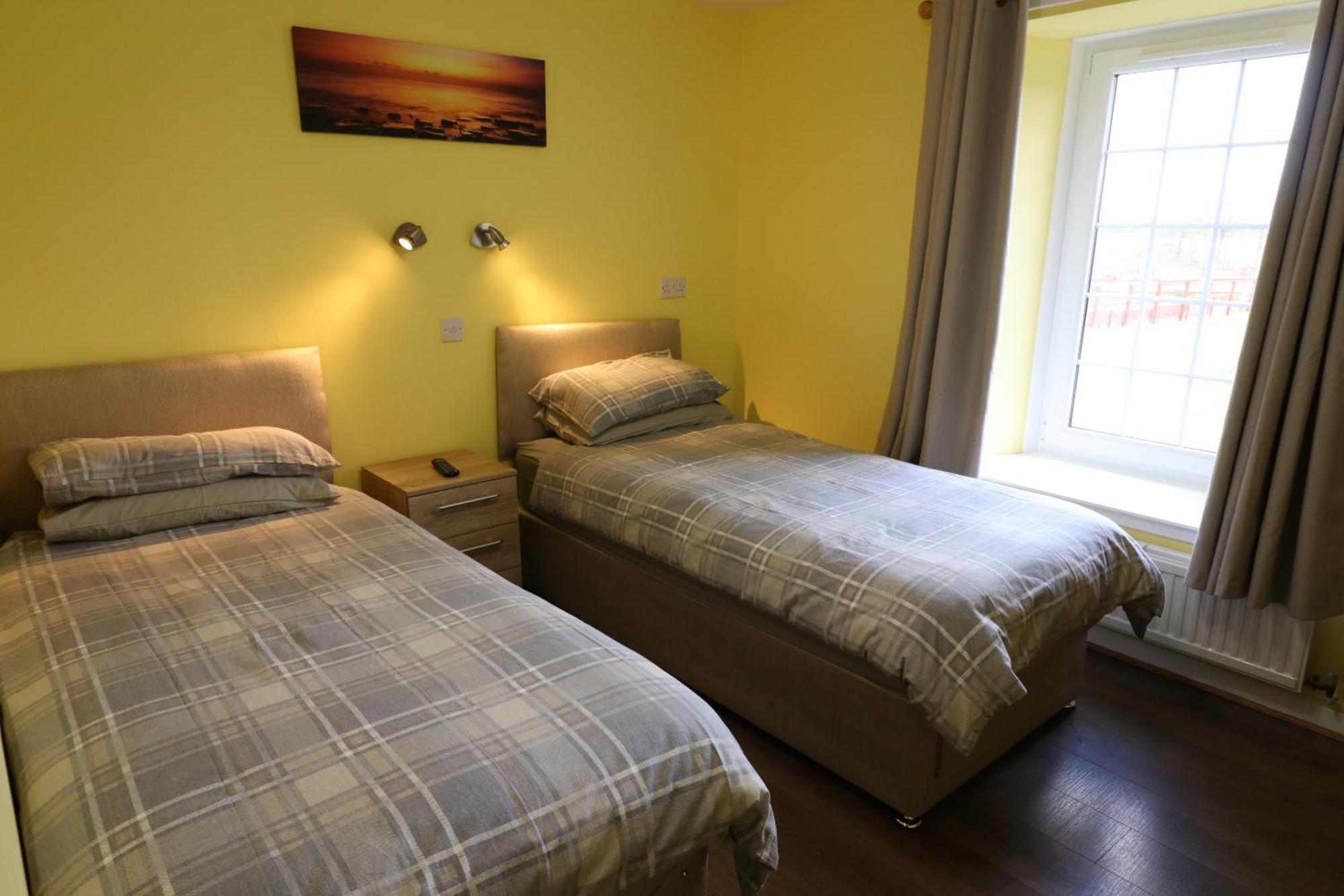 Blairmains Guest House Kirk of Shotts Стая снимка