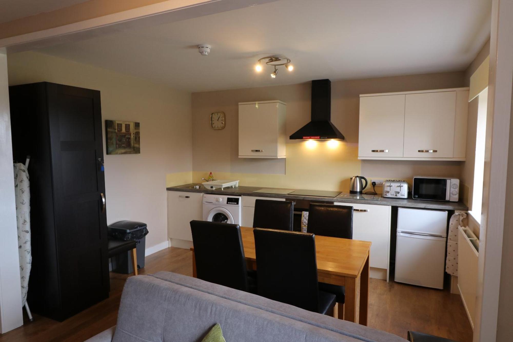 Blairmains Guest House Kirk of Shotts Екстериор снимка